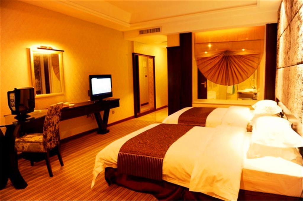 Xiamen Wanjia Oriental Hotel Exterior photo