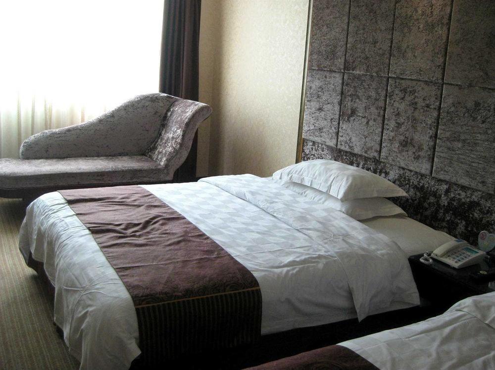 Xiamen Wanjia Oriental Hotel Exterior photo