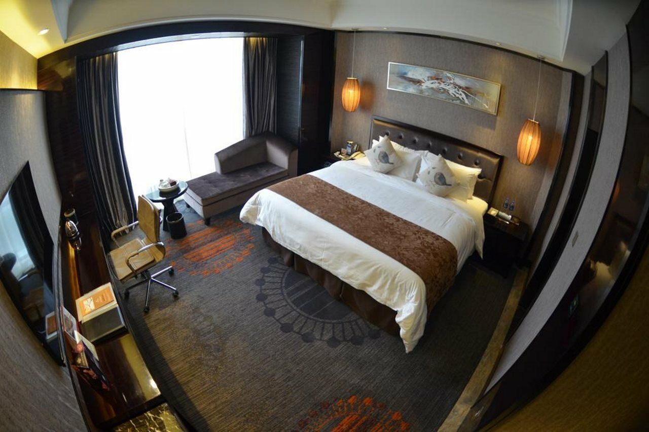 Xiamen Wanjia Oriental Hotel Exterior photo