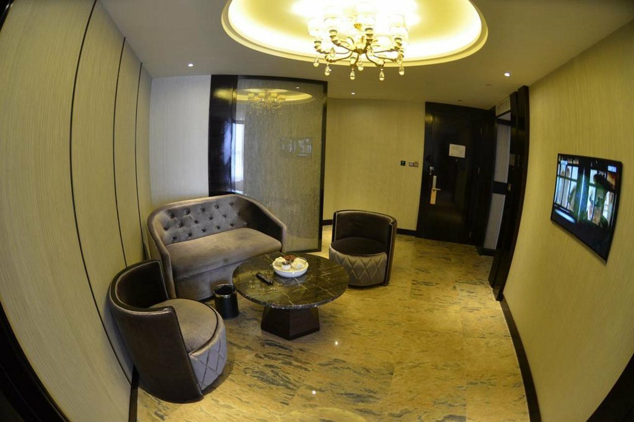 Xiamen Wanjia Oriental Hotel Exterior photo